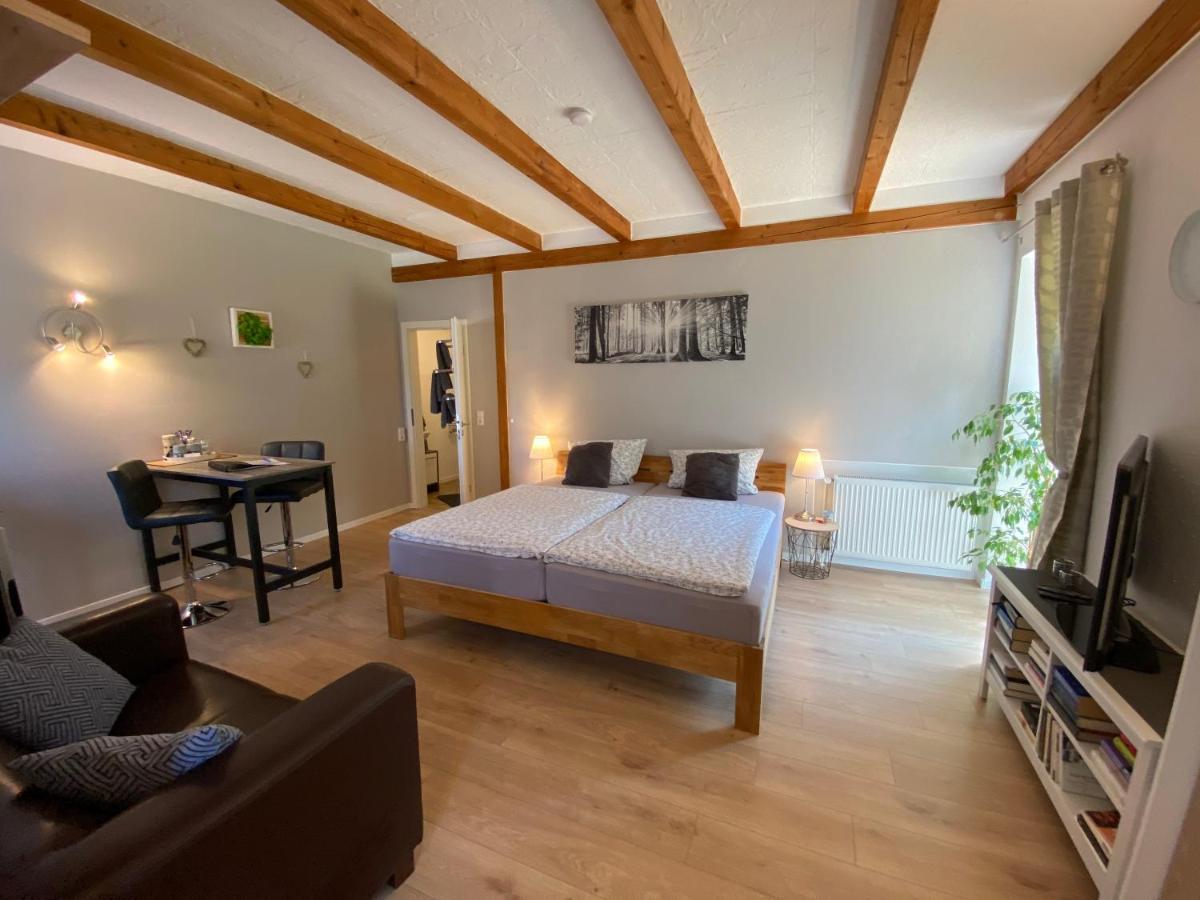 Grosses Doppelzimmer Mit Eigenem Bad Und Kuehlschrank, Frisch Saniert Friedrichskoog Kültér fotó