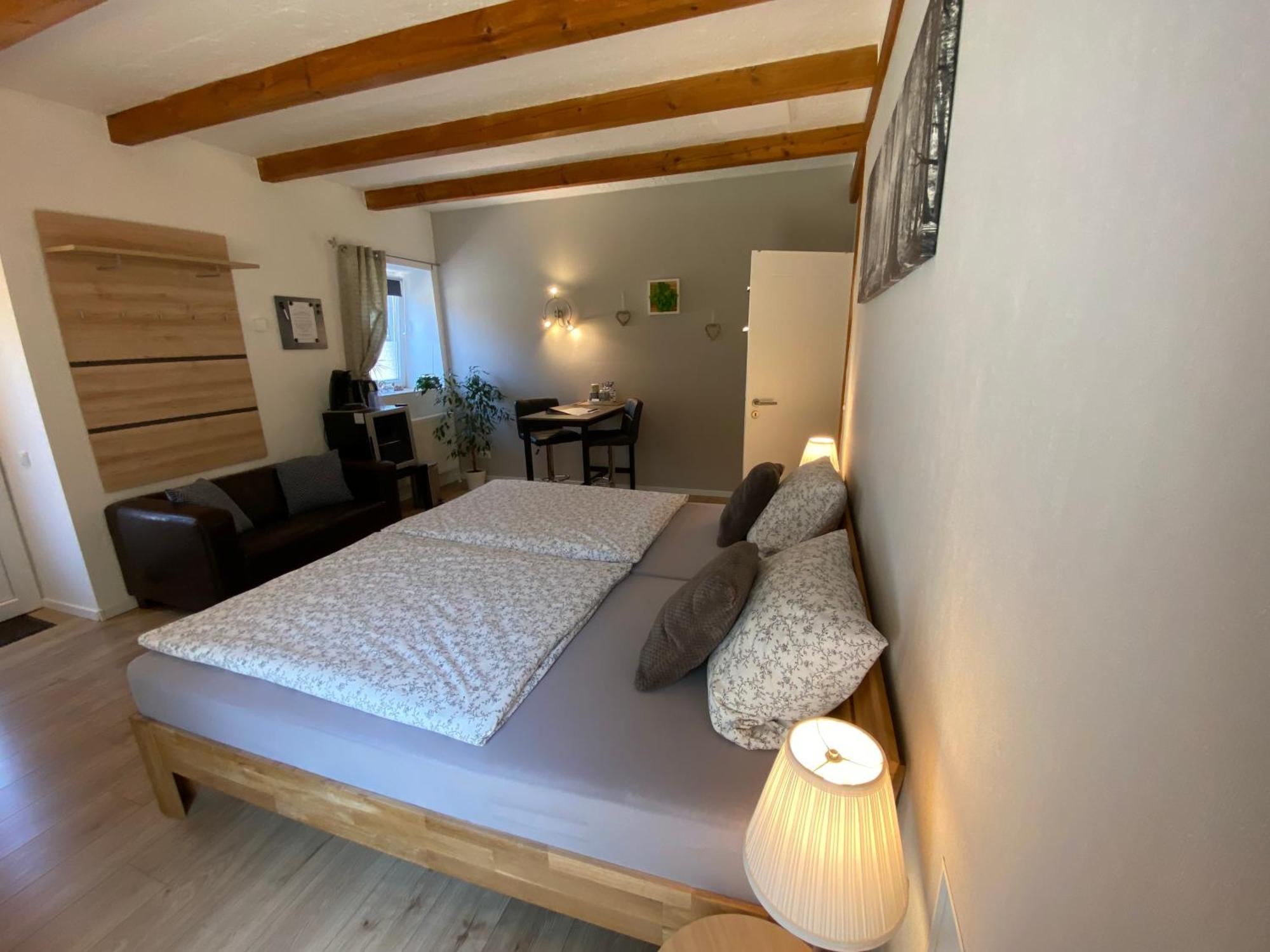 Grosses Doppelzimmer Mit Eigenem Bad Und Kuehlschrank, Frisch Saniert Friedrichskoog Kültér fotó
